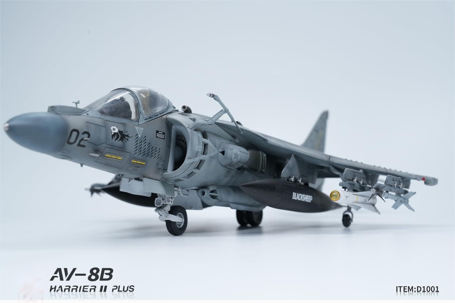 Amazon.co.jp: ユーマモデル 1/48 D1001 AV‑8B ハリアーII プラス 攻撃